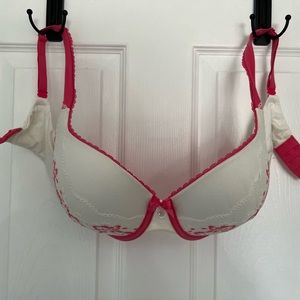 Victoria’s Secret Bra